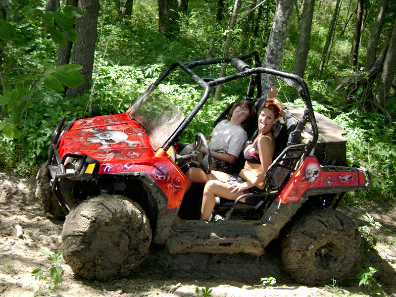 Head Creeps - Red Background